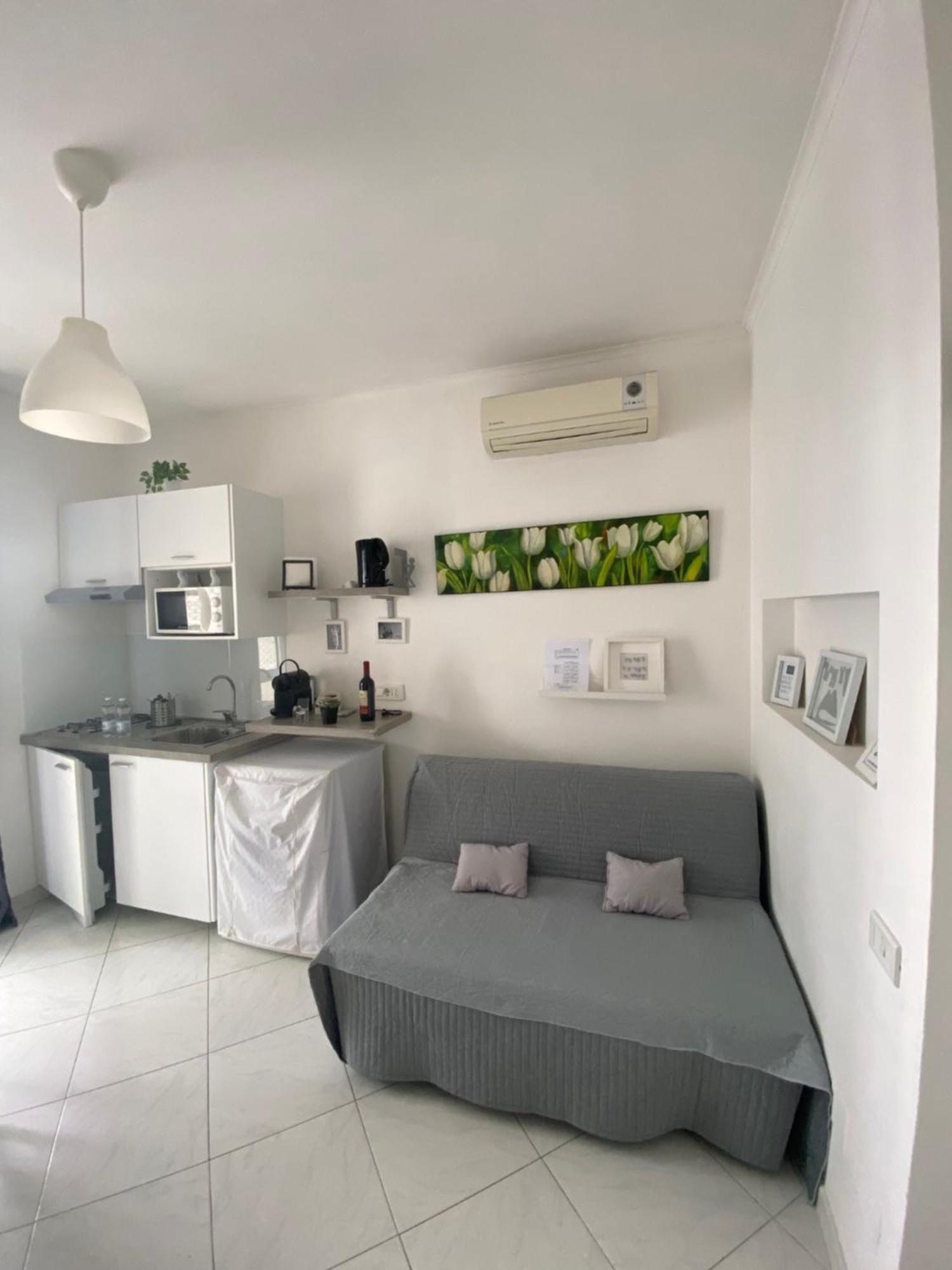 Vesucharme Flat Apartman Nápoly Kültér fotó